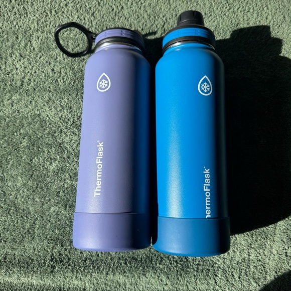 thermoflask Other - ThermoFlask Purple and Blue Water Bottles 40 oz